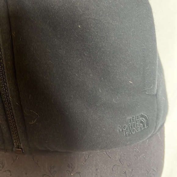 The North Face Reversible Caroluna Vest - Picture 4 of 13